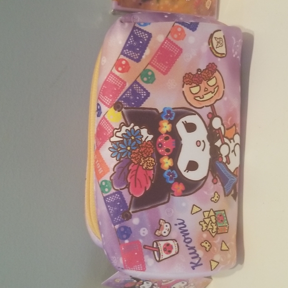 Kuromi My Melody Day of the Dead Beauty Set - Picture 3 of 6